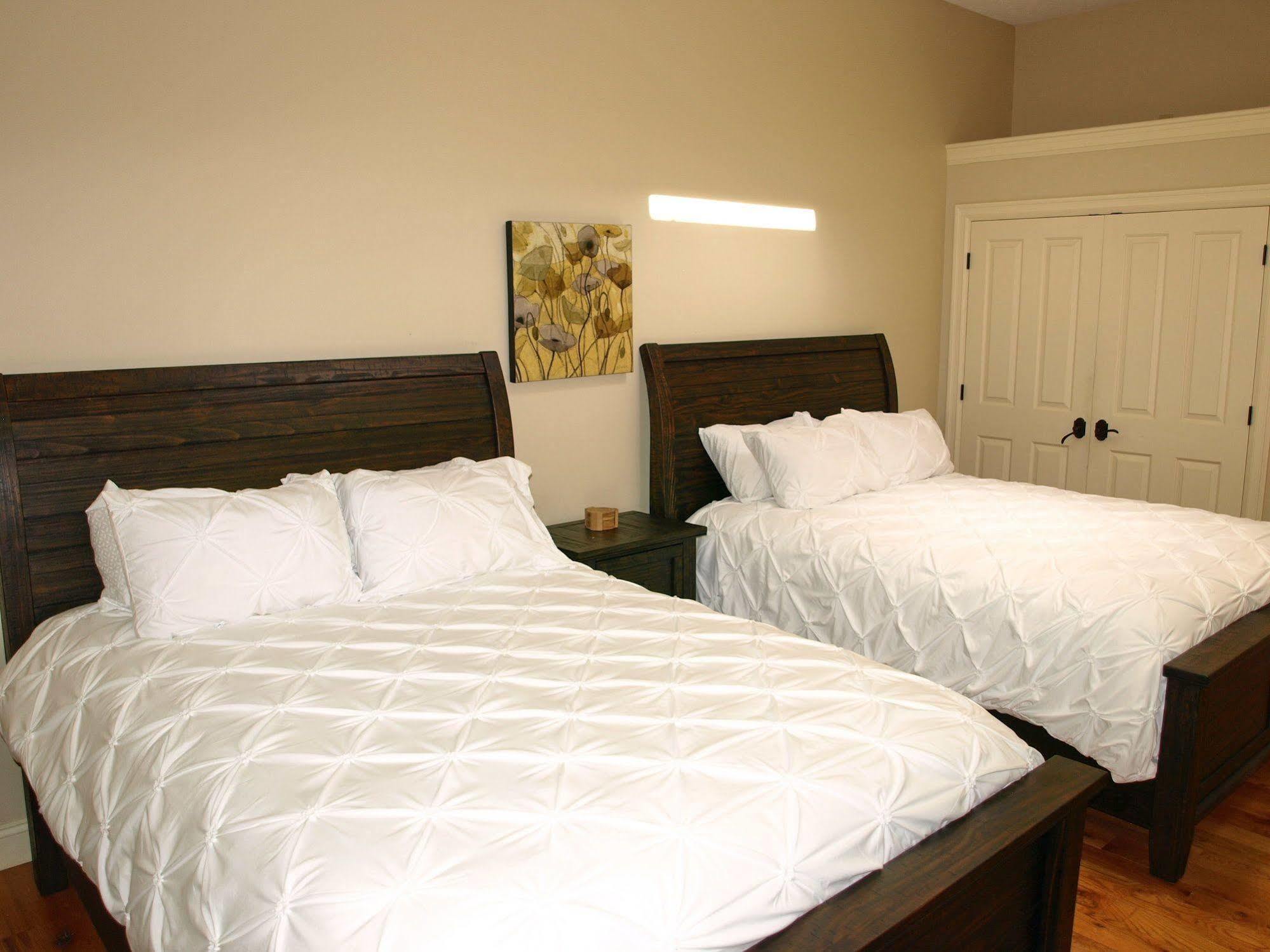 Washington Cornerstone Inn מראה חיצוני תמונה